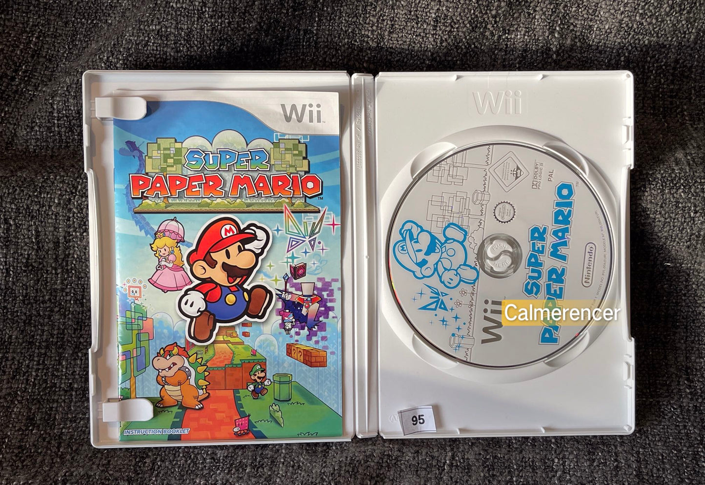 Super Paper Mario - Nintendo Wii game