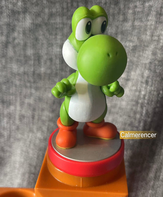 Yoshi Nintendo Amiibo